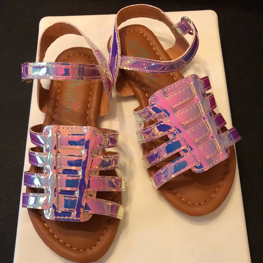 Petallia Pink Iridescent Sandals -Girl/Tod Size 11